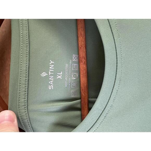 SANTINY Green Sleeveless Racerback Workout Tank Top Lightweight Women’s size XL - Picture 7 of 14